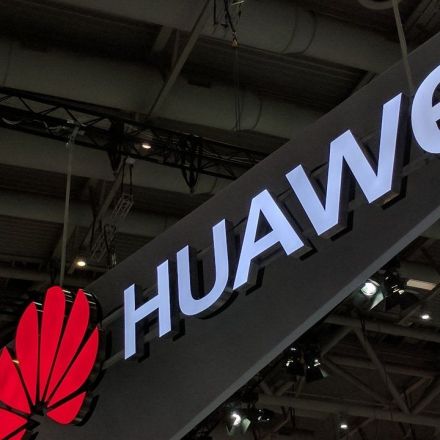 Microsoft Pulls Huawei Server Products, Laptop Following US Ban
