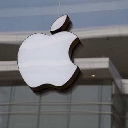 Apple store in Maryland becomes third to launch union drive