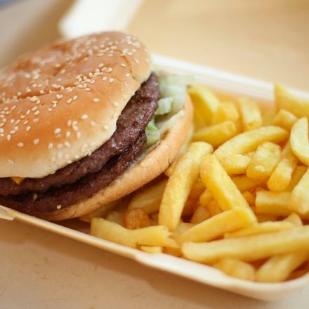 Eating junk food raises risk of depression, says multi-country study