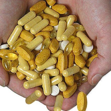 Older Americans Are ‘Hooked’ on Vitamins