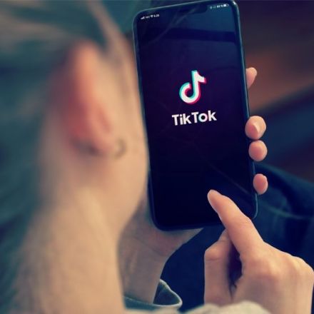 Teens who are “addicted” to TikTok experience worse depression and anxiety, and in turn, reduced working memory capacity