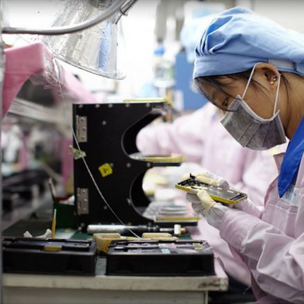 iPhone 12 Production Lines at Foxconn's Zhengzhou Factory in China Running '24 Hours a Day'