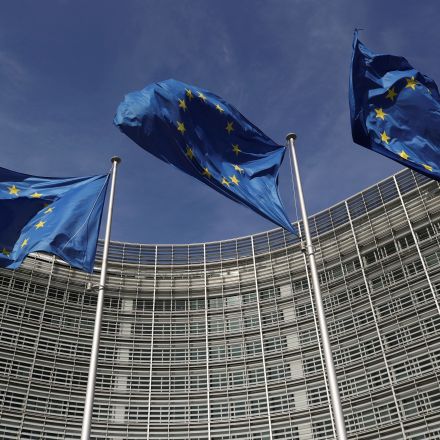 EU countries approve landmark climate change law