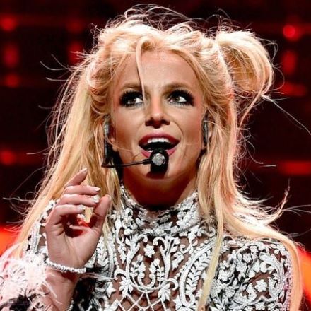 Lynne Spears is requesting that Britney's estate pay for more than $600,000 worth of legal fees linked to her efforts to end to the conservatorship
