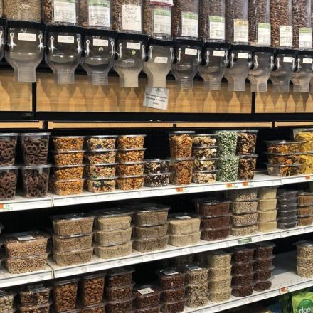 She tried to avoid plastic while grocery shopping for a week. Here's how it went