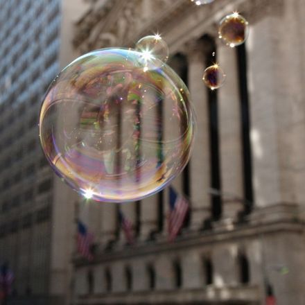 A $9 trillion corporate debt bomb is 'bubbling' in the US economy