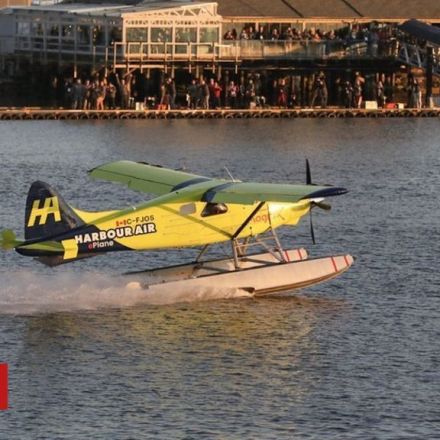 Seaplane makes 'first' commercial electric flight