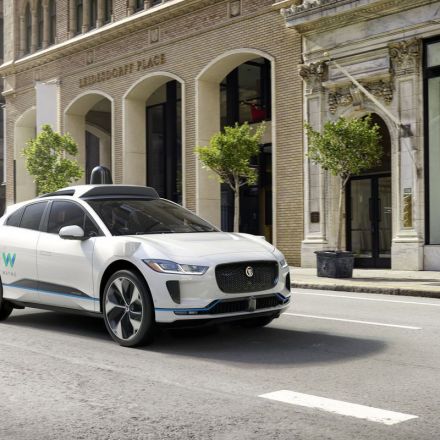 Self-driving cars will "cruise" to avoid paying to park