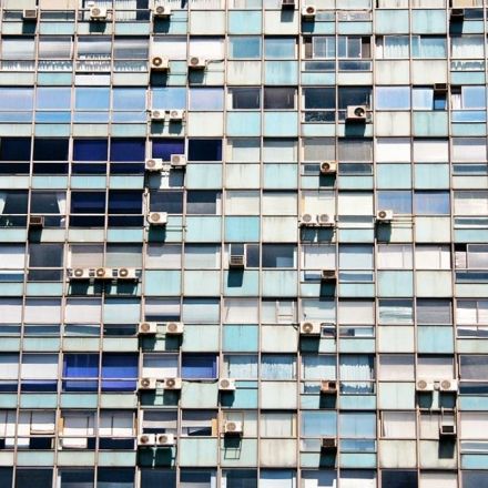 How to keep buildings cool without air conditioning – according to an expert in sustainable design