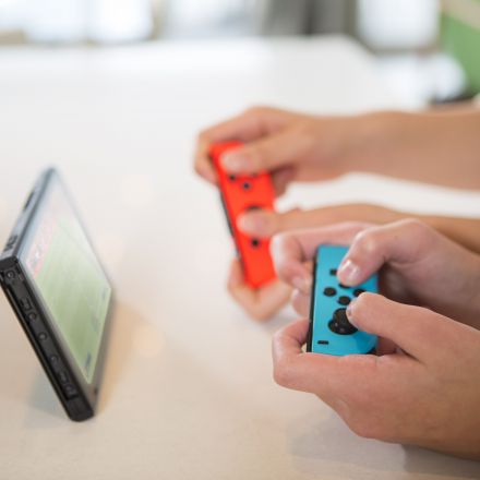 Nintendo Switch outsold Xbox One and PlayStation 4 again in August