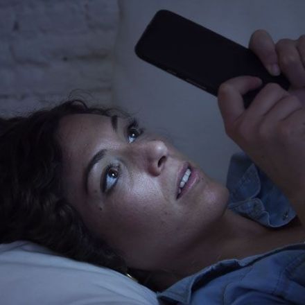 Study links excessive smartphone use to inability to endure emotional distress