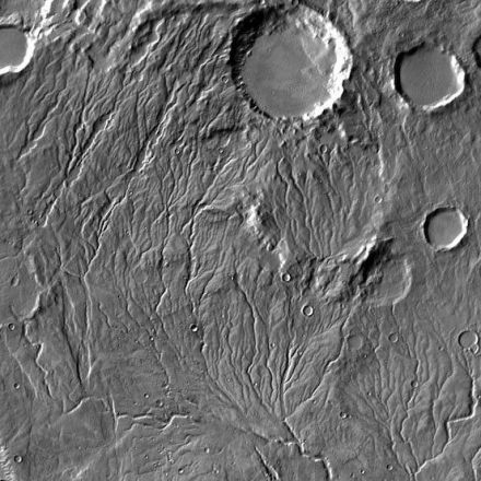 Study shows how water could have flowed on 'cold and icy' ancient Mars