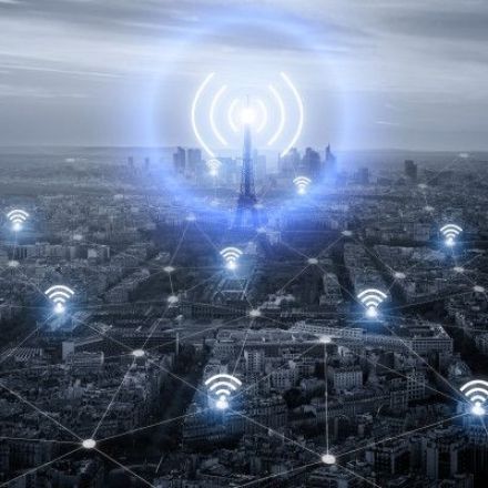 FCC cracks the whip on 5G deployment against protests of local governments