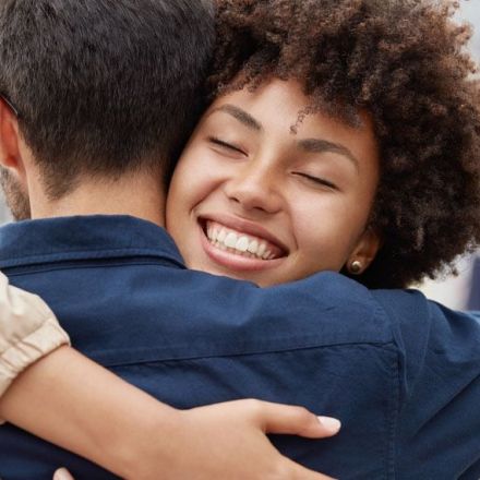 Receiving a hug or engaging in self-soothing touch reduces cortisol levels following a stressful experience