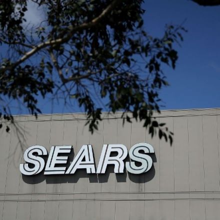 Sears gets approval to pay $25.3 million in bonuses to top execs after filing for bankruptcy