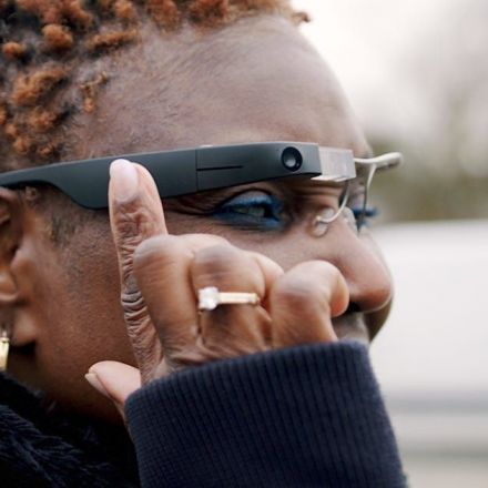 These Glasses for the Blind Can Read Documents, Scan Faces