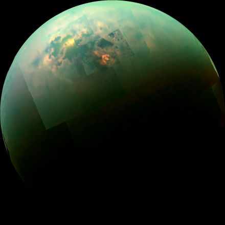 Methane rain falls on Titan's north pole from cloudless skies