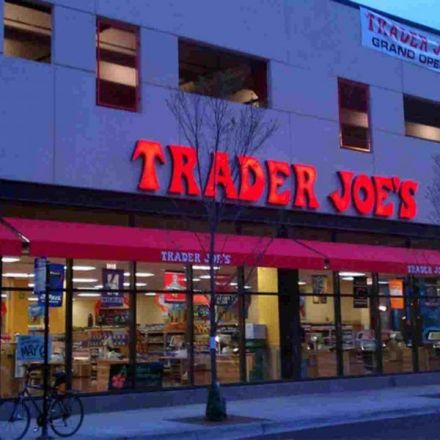 Trader Joe’s Phasing Out Single-Use Plastics Nationwide Following Customer Petition