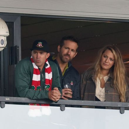 Ryan Reynolds' soccer team Wrexham to face Manchester United in San Diego