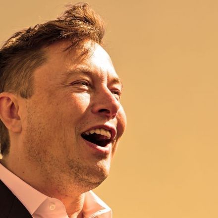 Elon Musk Says the Sun Can Power All of Civilization. Of Course He's Right.