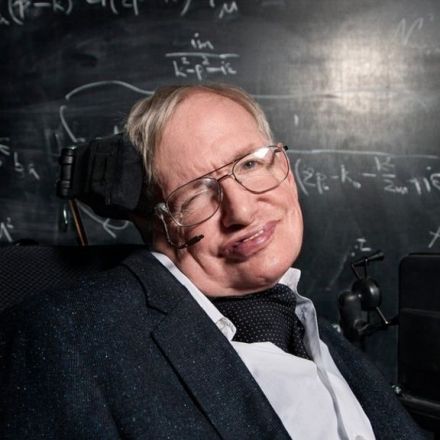 Hawking urges Moon landing to 'elevate humanity'