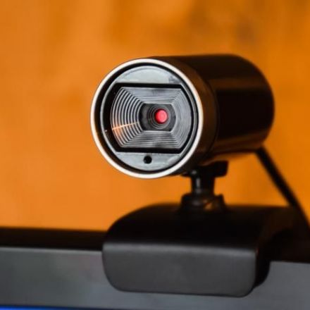 Dutch employee fired by U.S. firm for shutting off webcam awarded €75,000 in court