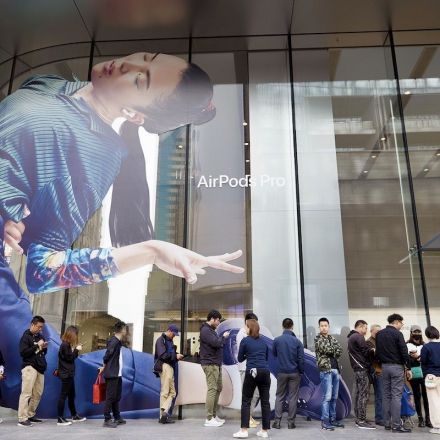 Apple Shares Photos of AirPods Pro Launch in Stores Around the World