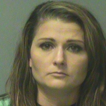 Mom arrested after leaving kids at home to go on trip to Germany