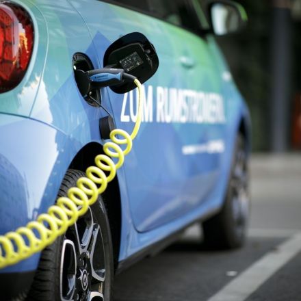German gas stations will have to provide electric car charging under new rules