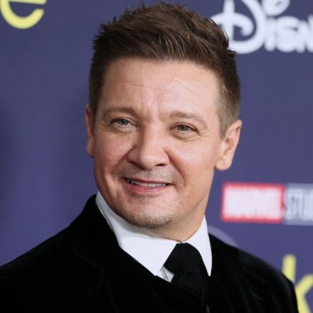 Jeremy Renner Says He Broke 30 Bones in Snowplow Accident, Grateful for It “Uniting Actionable Love”