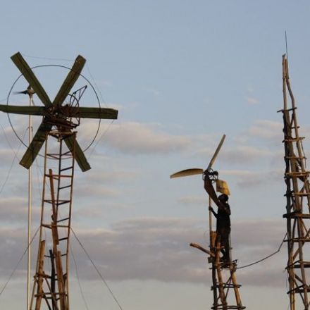 African Teen Builds Windmills from Junk and Supplies His Village with Electricity