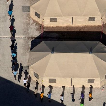 Hundreds of Migrant Children Quietly Moved to a Tent Camp on the Texas Border