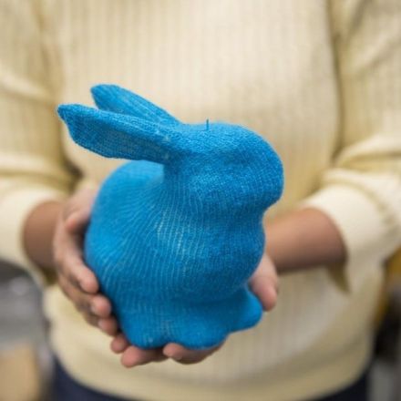 Software turns knitting machines into 3D printers