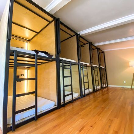 Startup offers $800-a-month bunk bed 'pods' in Bay Area home