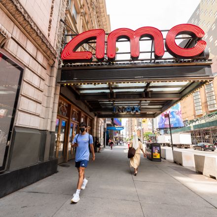 AMC theaters will start accepting Bitcoin this year