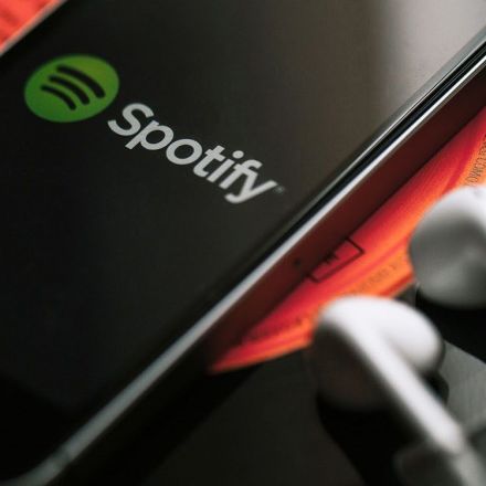 Spotify now has 100M paid subscribers, double Apple Music’s last reported number