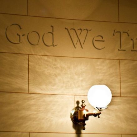 Atheists, non-believers say 'In God We Trust' has no place in Nebraska classrooms