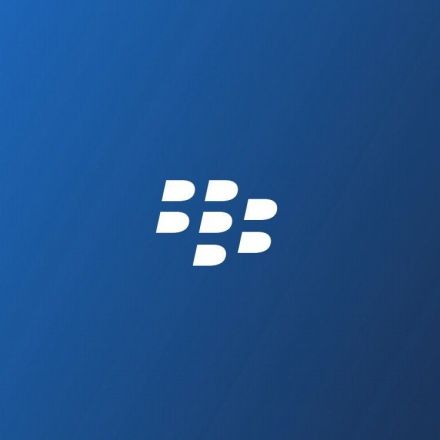 BlackBerry sells off 90 smartphone patents to Huawei