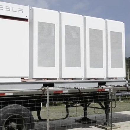 Tesla deploys 6 battery projects in order to power two islands in Puerto Rico, more to come