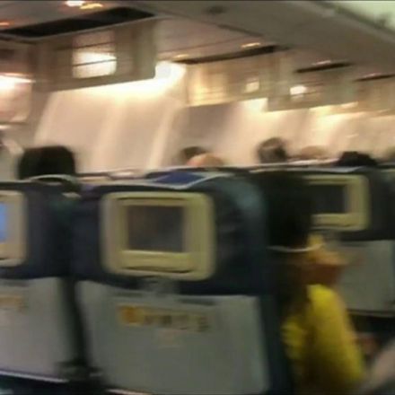 Passengers hurt after India pilot 'blunder'