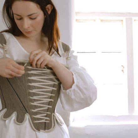 Getting dressed in the 18th century