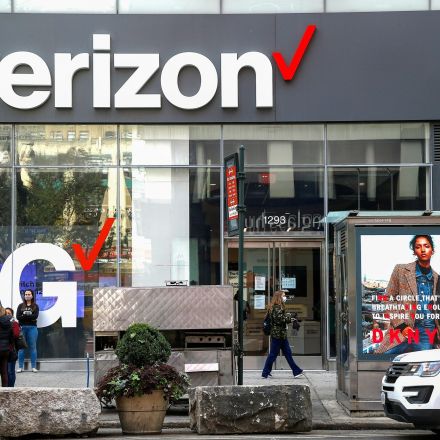 Hate Verizon's customer service? Blame their labor practices