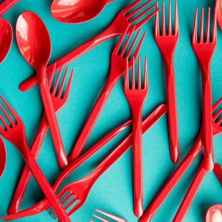 Government to ban single-use plastic cutlery