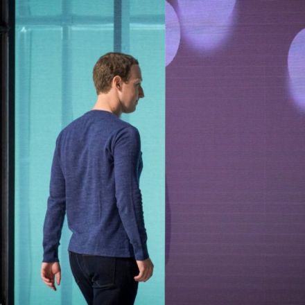 Facebook Risks Losing the Trust of Its Only Real Customers