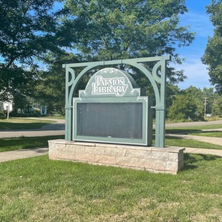 Nora Roberts donates $50K to embattled Jamestown Township library