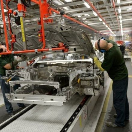 Jaguar Land Rover to suspend output due to chip shortage