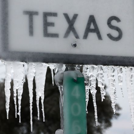 Texas gov knew of natural gas shortages days before blackout, blamed wind anyway