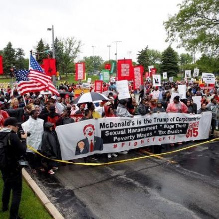 Hundreds protest over minimum wage at McDonald's stockholder meeting