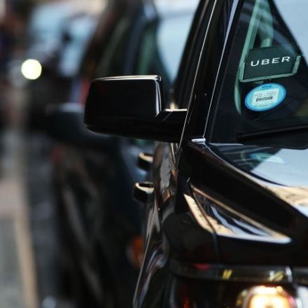 Lyft and Uber say they will leave Minneapolis if the mayor signs a minimum wage bill for drivers | CNN Business