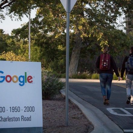 Here's How Google Sends Advertising Dollars to Fake News Sites